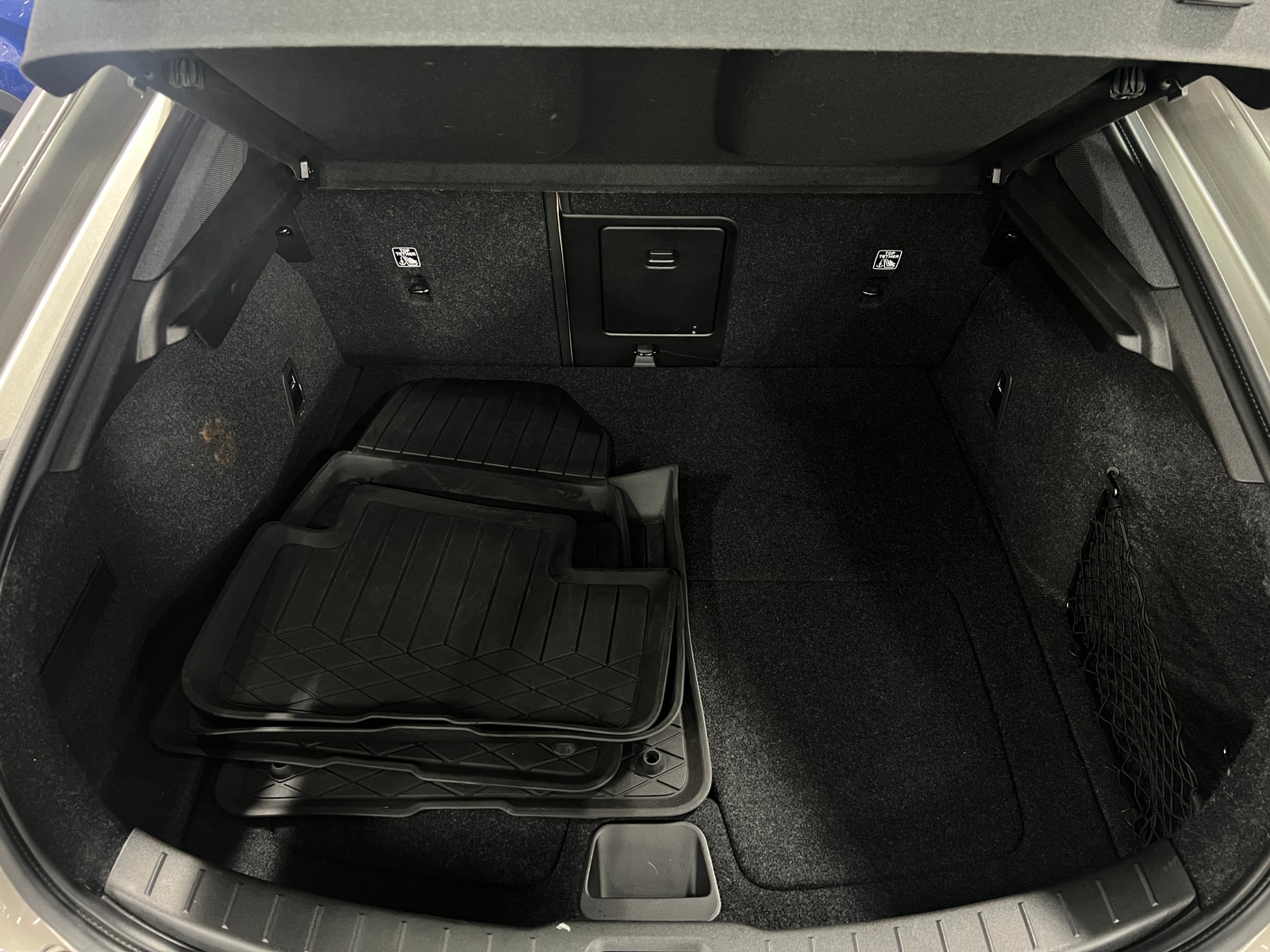 Thumbnail: 2022 Polestar 2 - 6