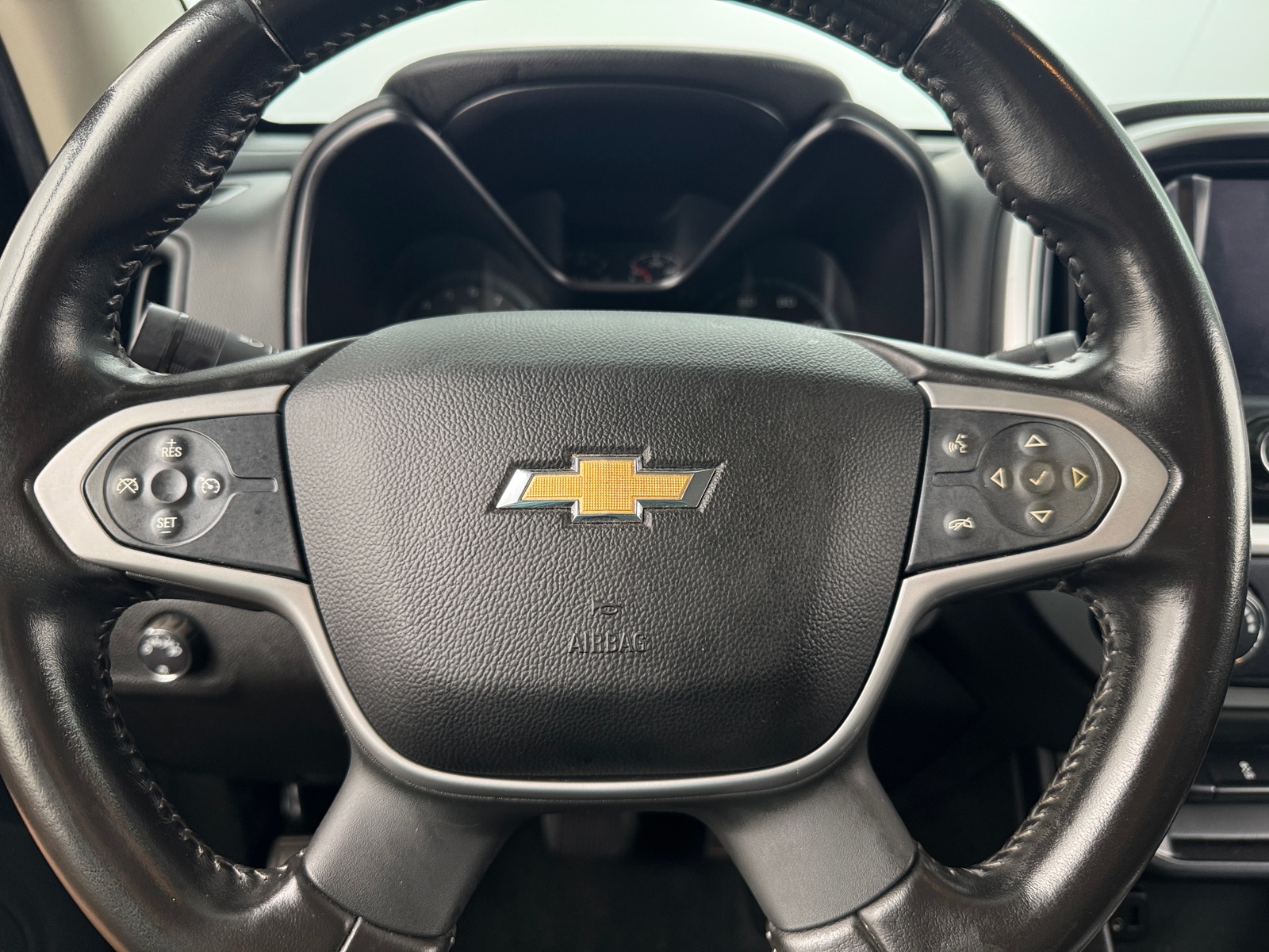 Thumbnail: 2019 Chevrolet Colorado - 5