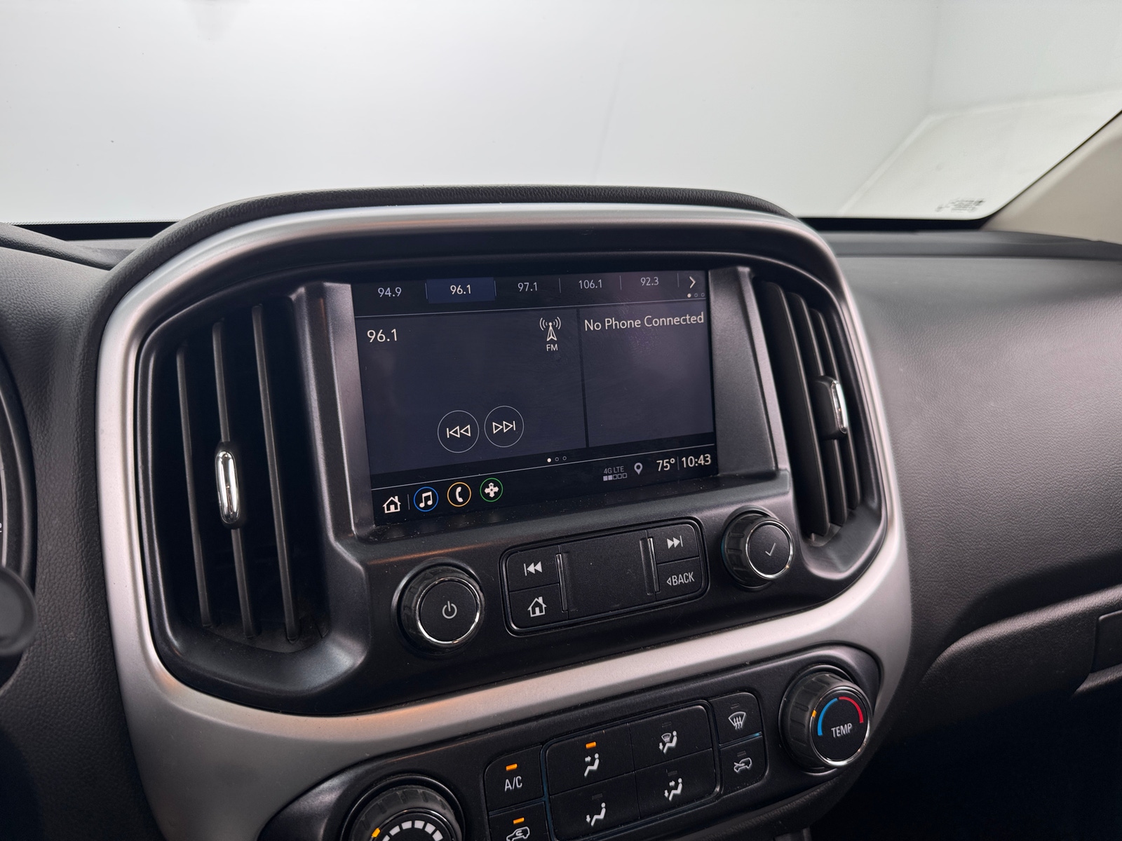 Thumbnail: 2019 Chevrolet Colorado - 4