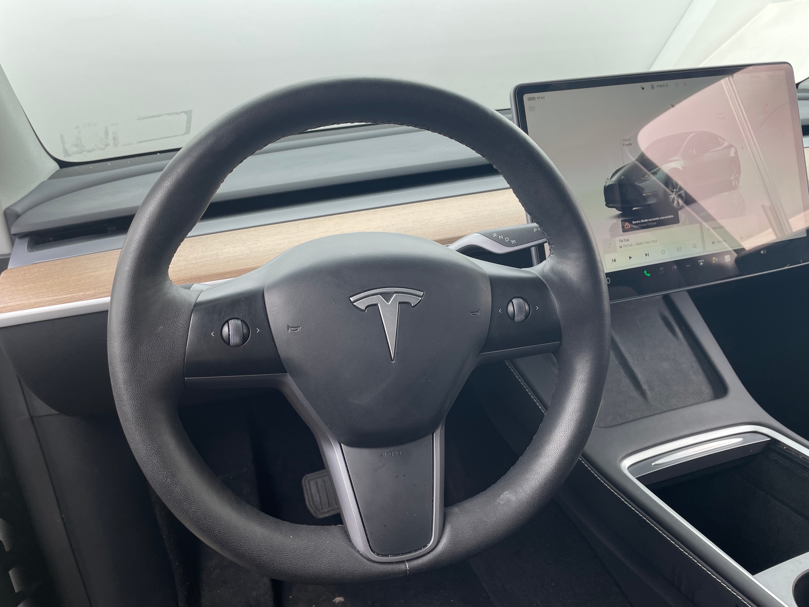 Thumbnail: 2023 Tesla Model Y - 4
