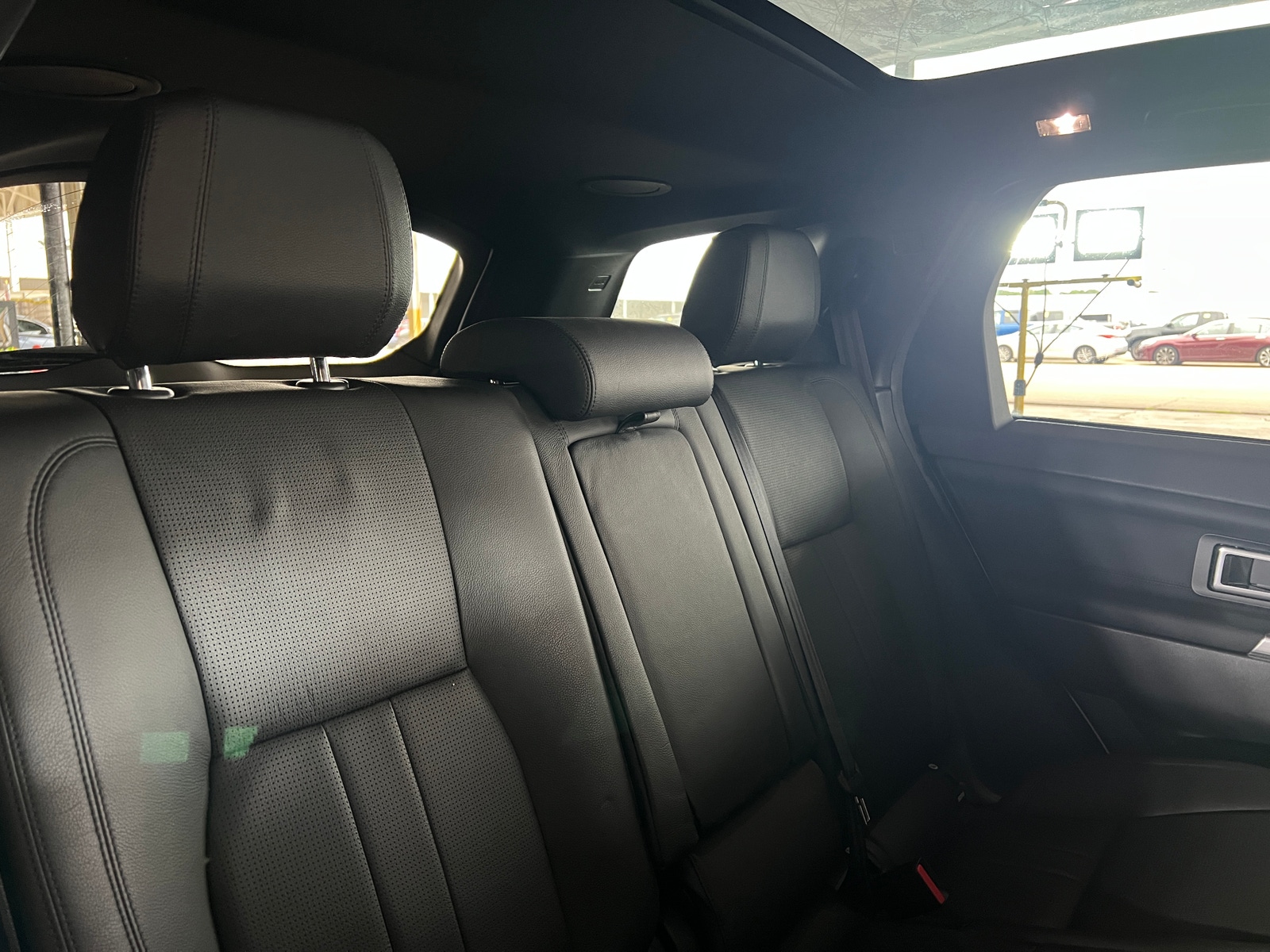 Thumbnail: 2019 Land Rover Discovery Sport - 5