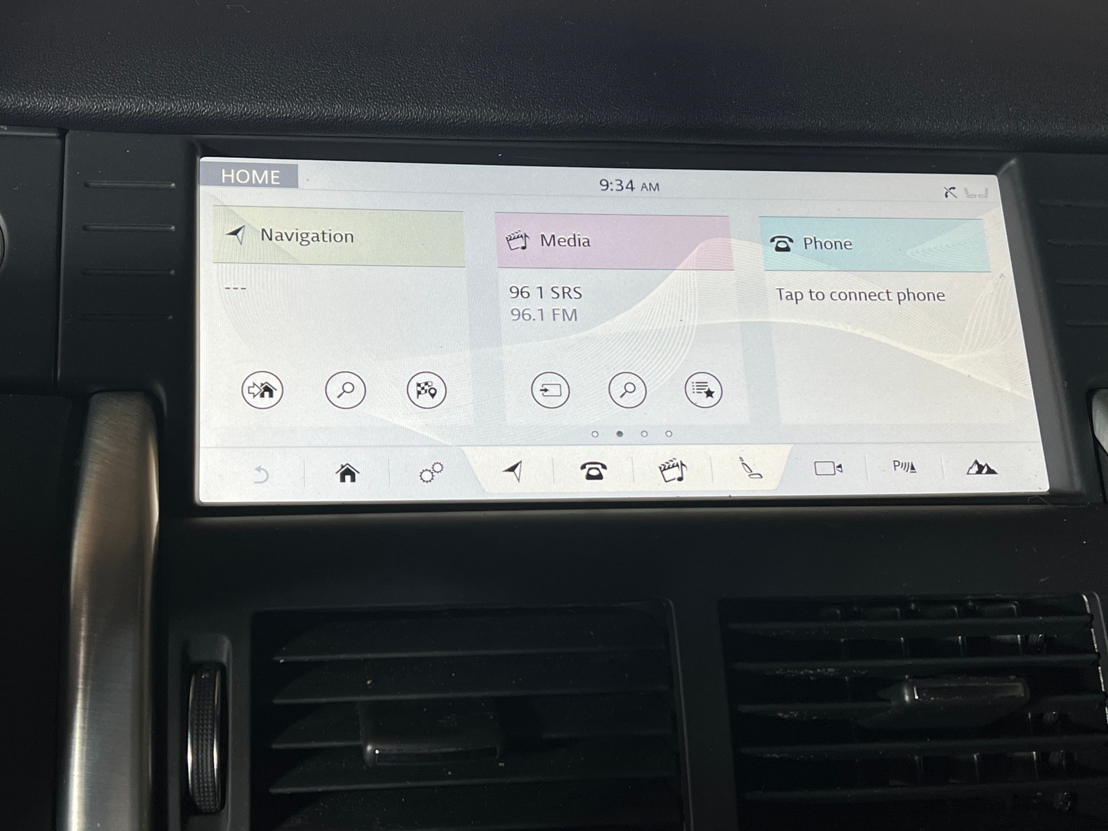Thumbnail: 2019 Land Rover Discovery Sport - 3