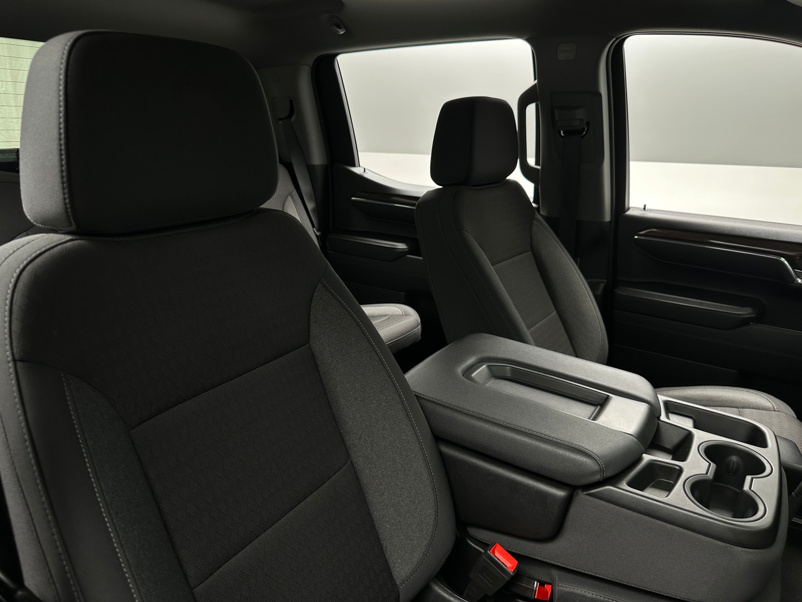 Thumbnail: 2024 Chevrolet Silverado 1500 - 2