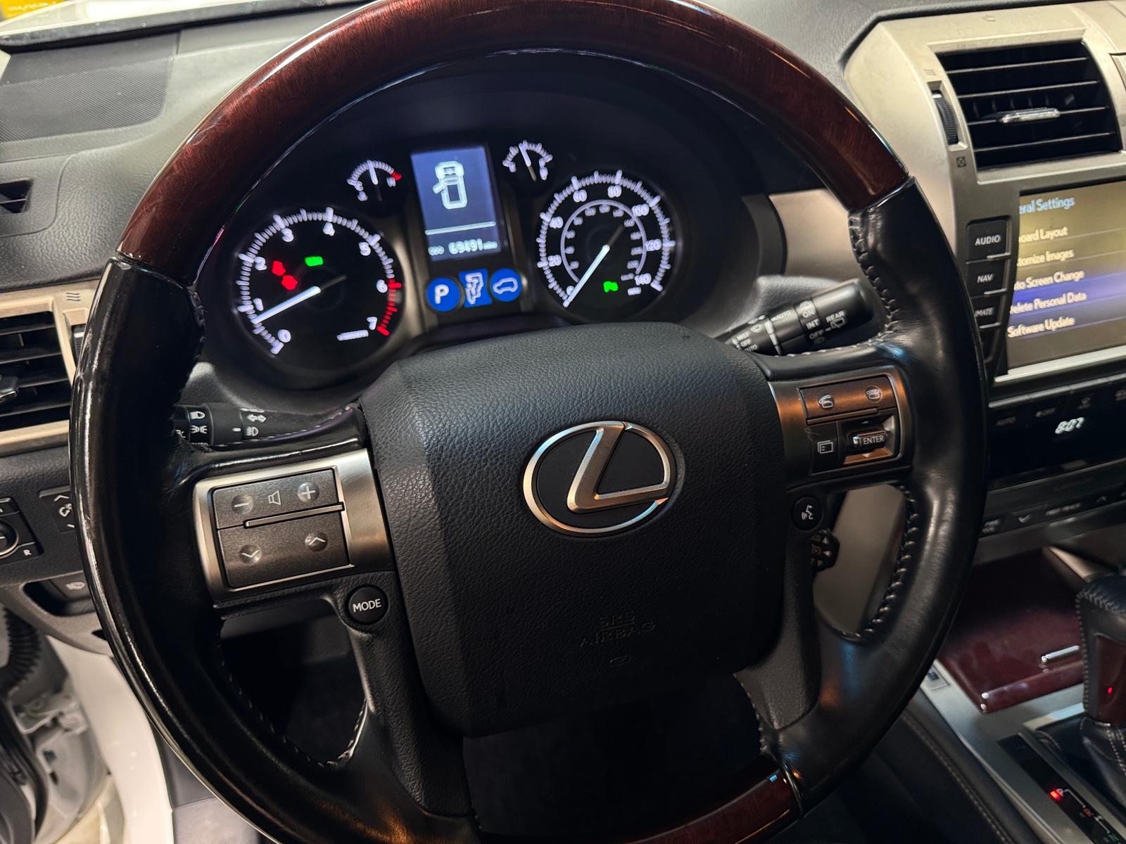 Thumbnail: 2018 Lexus GX - 4