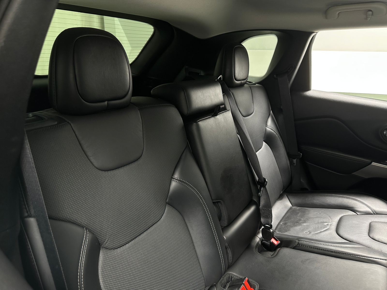 Thumbnail: 2021 Jeep Cherokee - 5
