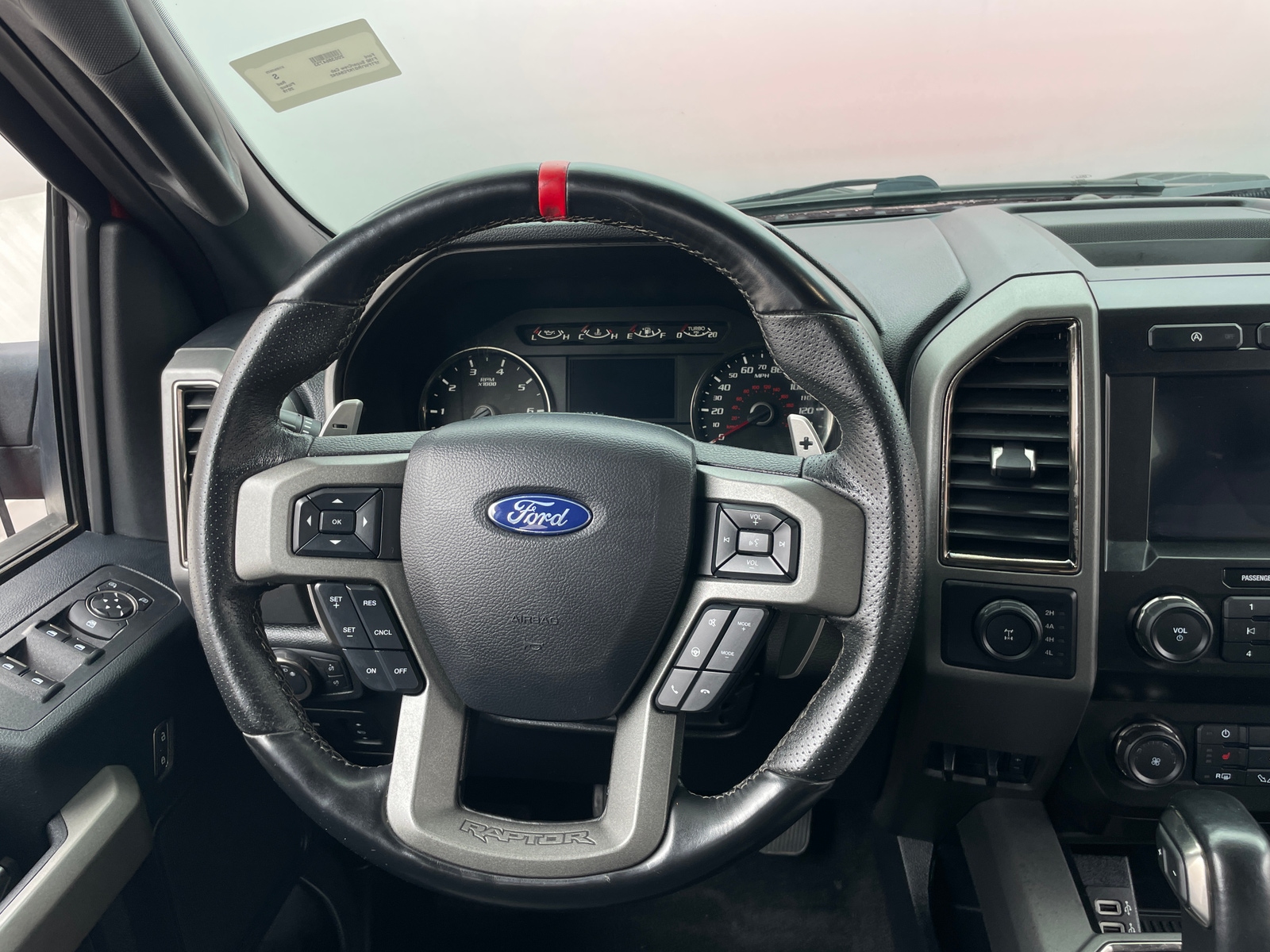 Thumbnail: 2019 Ford Econoline - 4