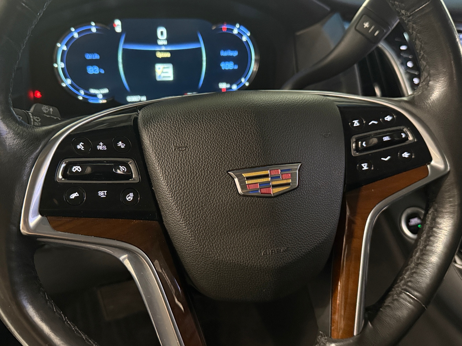 Thumbnail: 2020 Cadillac Escalade - 4
