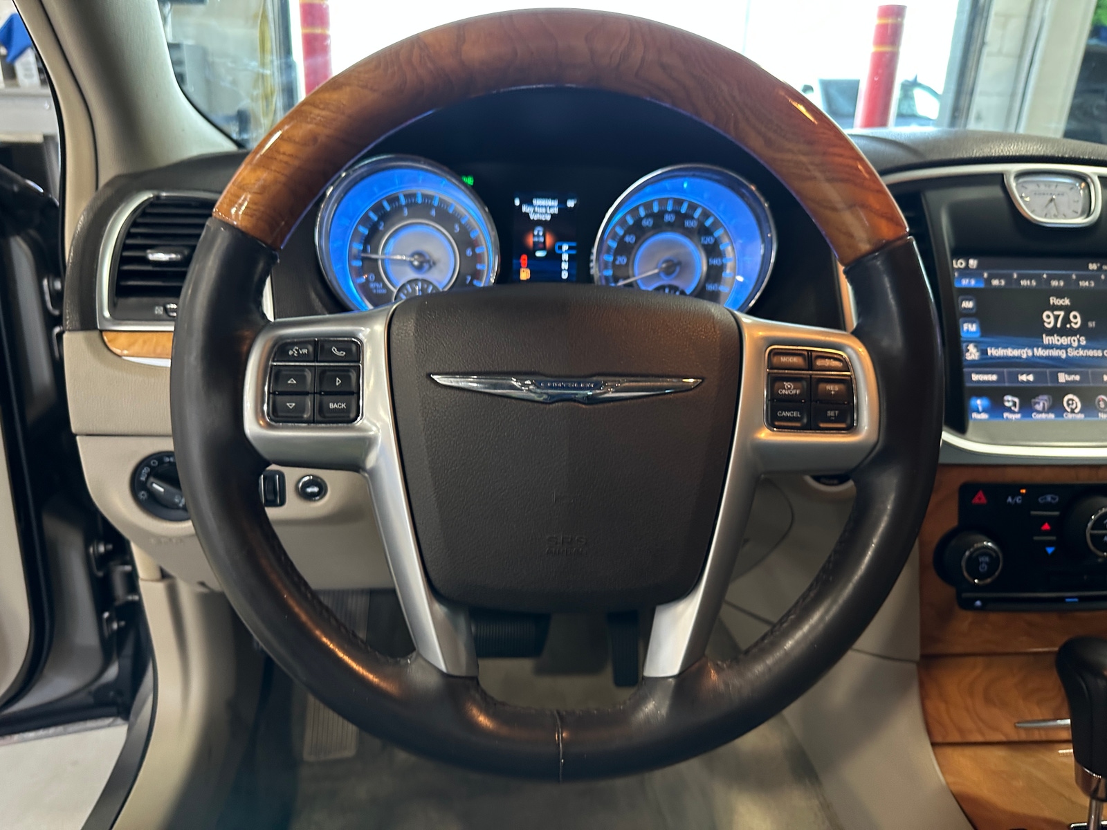 Thumbnail: 2014 Chrysler 300 - 4