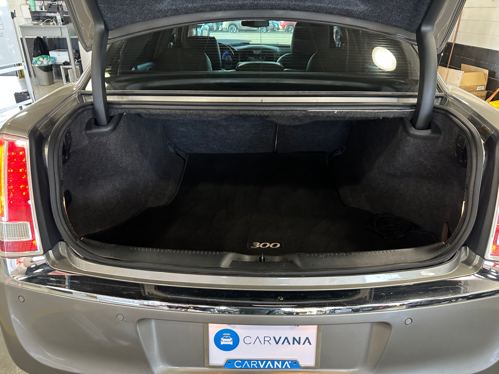 Thumbnail: 2014 Chrysler 300 - 6