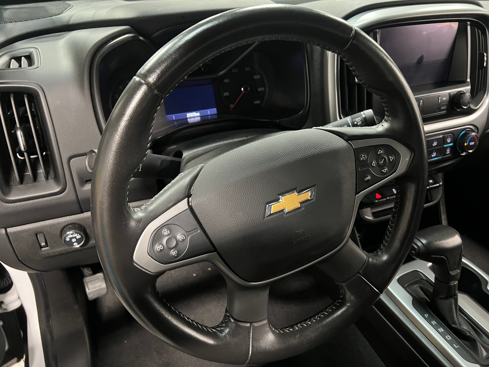 Thumbnail: 2021 Chevrolet Colorado - 5