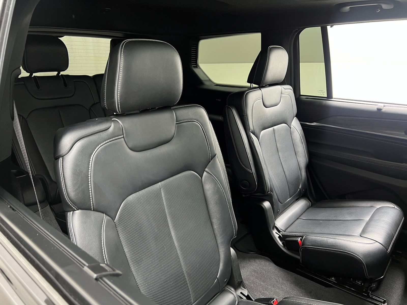 Thumbnail: 2021 Jeep Grand Cherokee L - 5