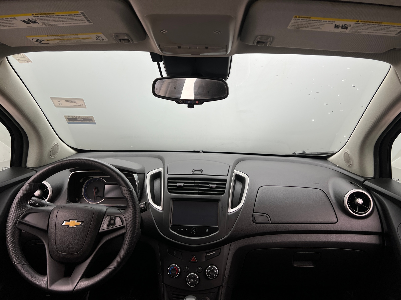 Thumbnail: 2016 Chevrolet Trax - 3