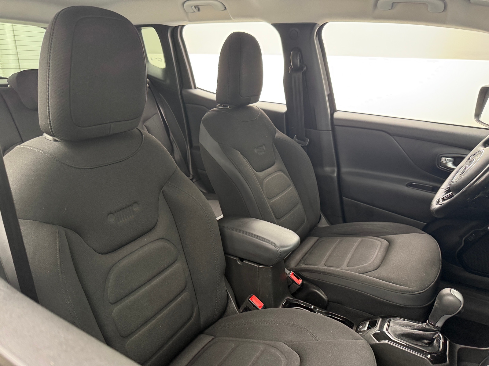 Thumbnail: 2017 Jeep Renegade - 2