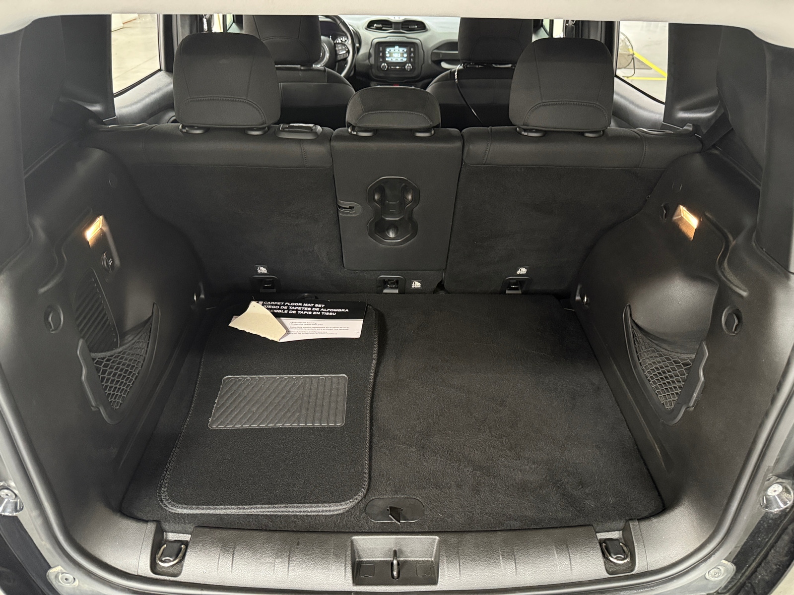 Thumbnail: 2017 Jeep Renegade - 7