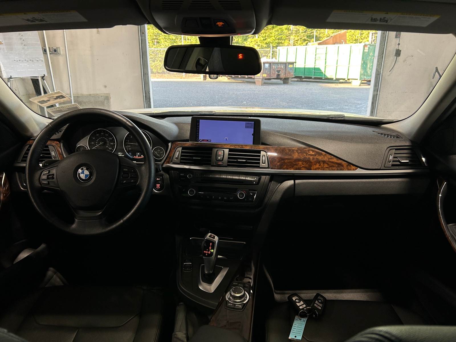 Thumbnail: 2013 BMW 3 Series - 2