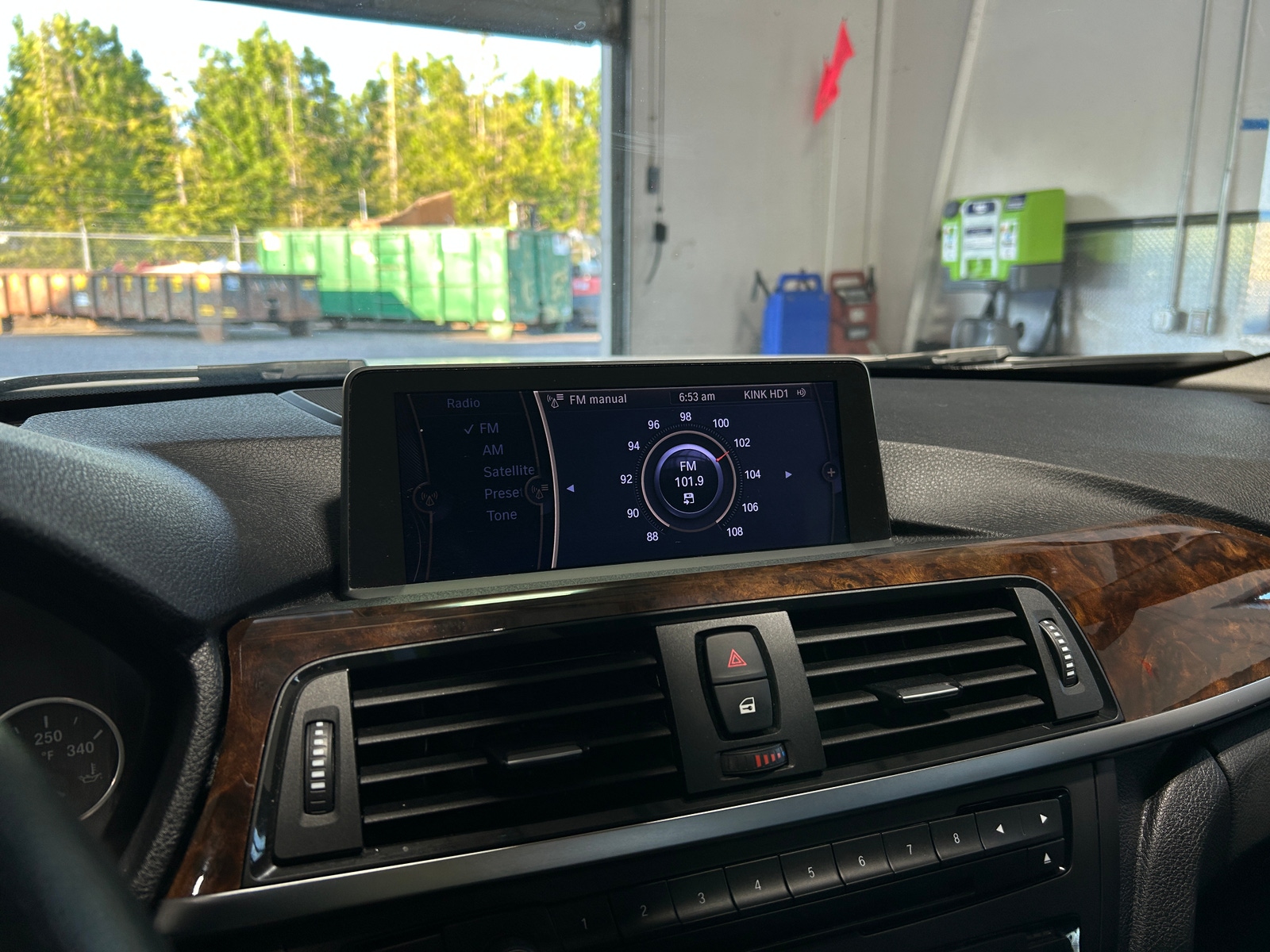 Thumbnail: 2013 BMW 3 Series - 3