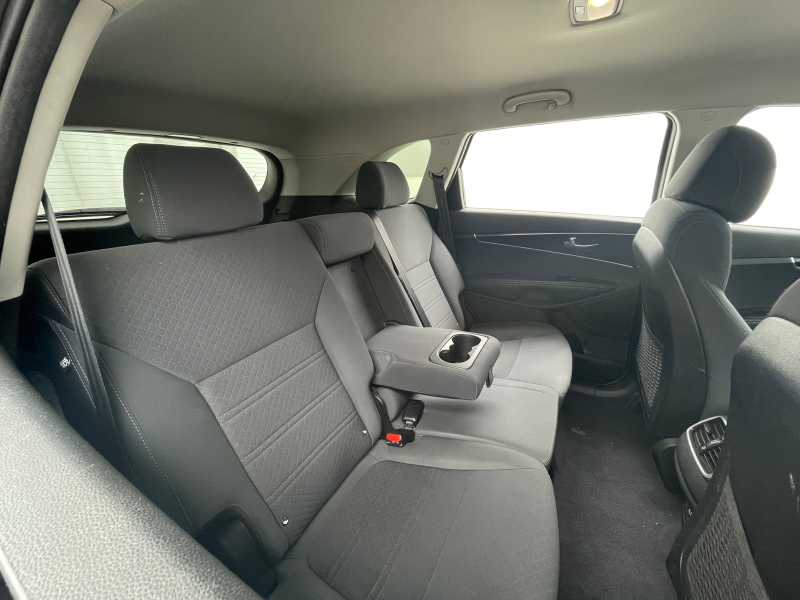 Thumbnail: 2017 Kia Sorento - 6