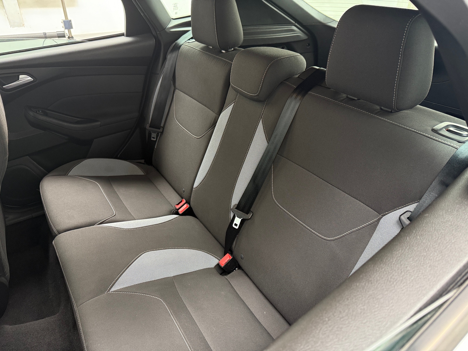 Thumbnail: 2016 Ford Focus - 6