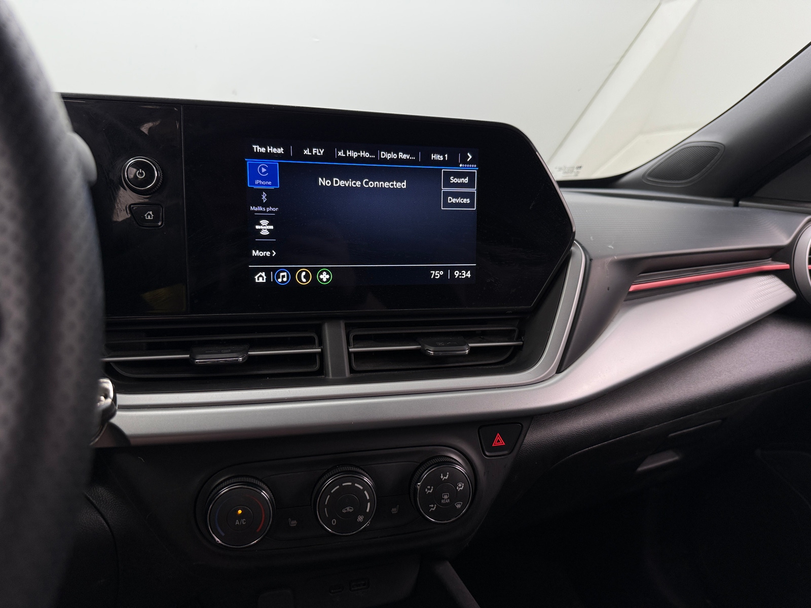 Thumbnail: 2024 Chevrolet Trax - 4