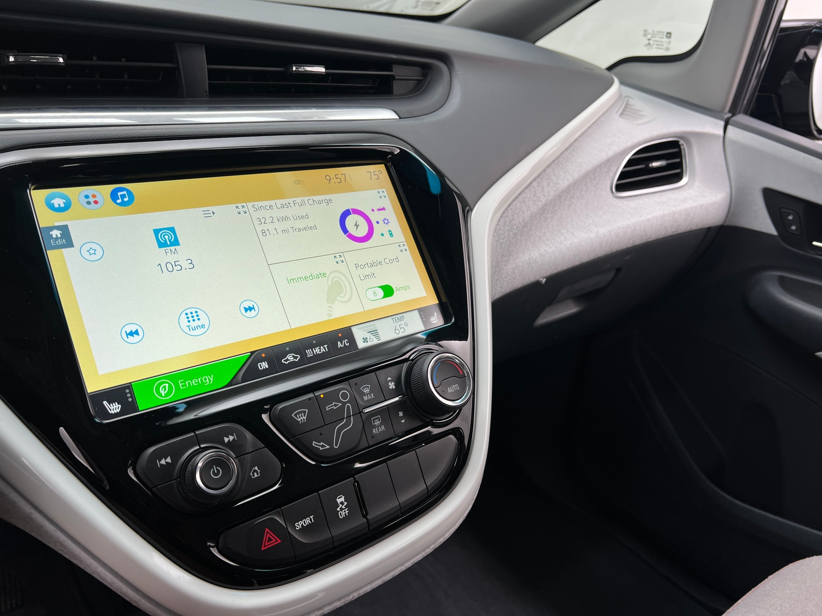 Thumbnail: 2020 Chevrolet Bolt EV - 4