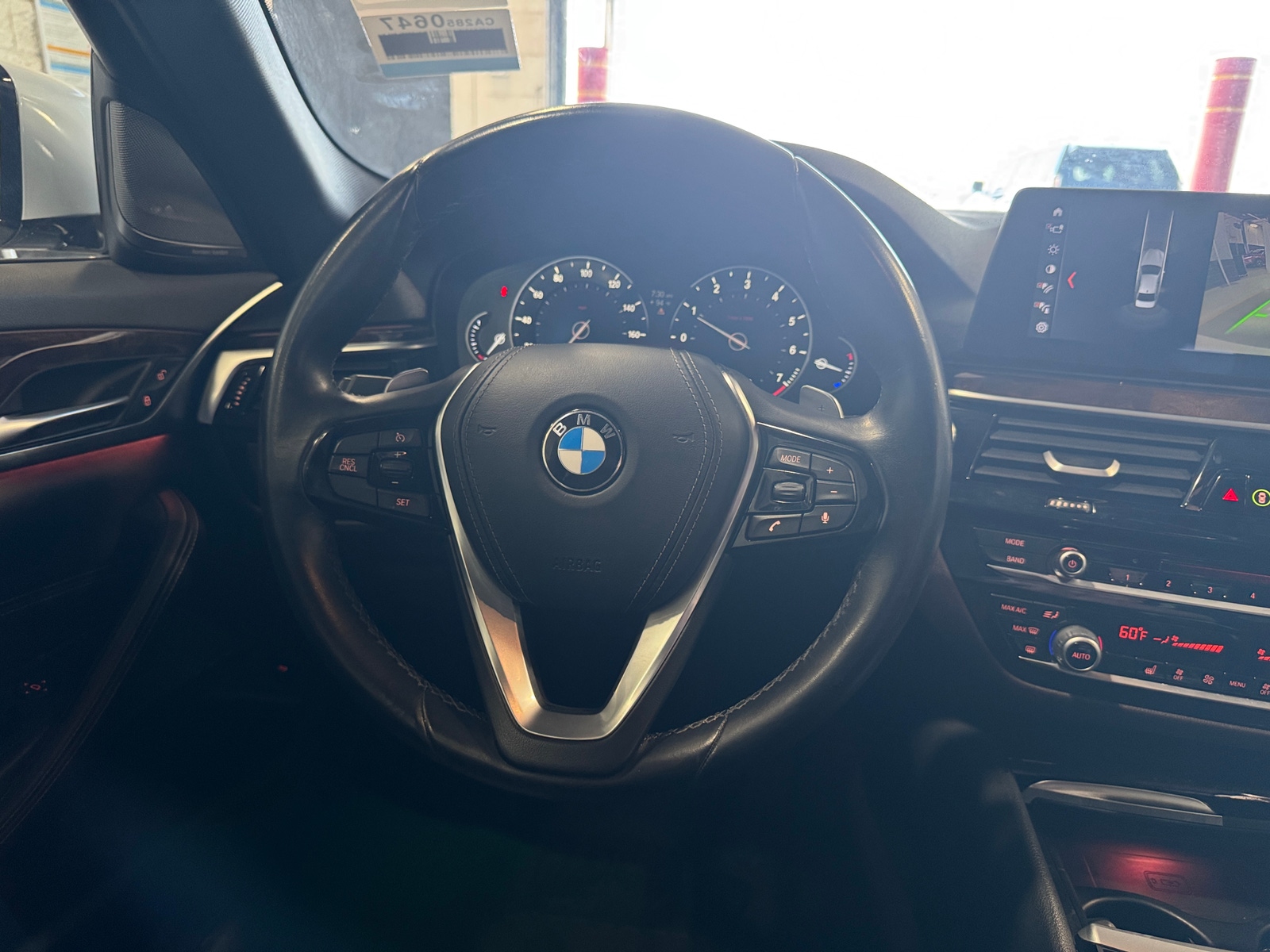 Thumbnail: 2018 BMW 5 Series - 4
