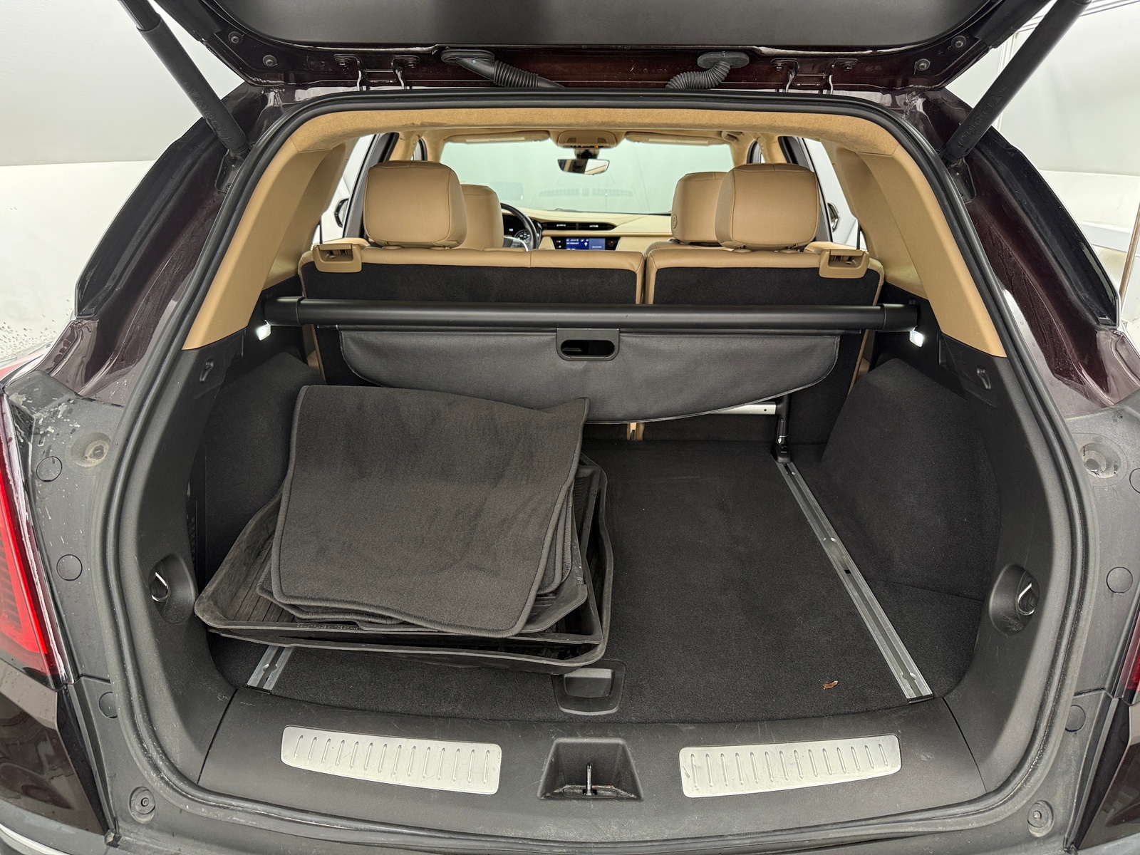 Thumbnail: 2020 Cadillac XT5 - 6