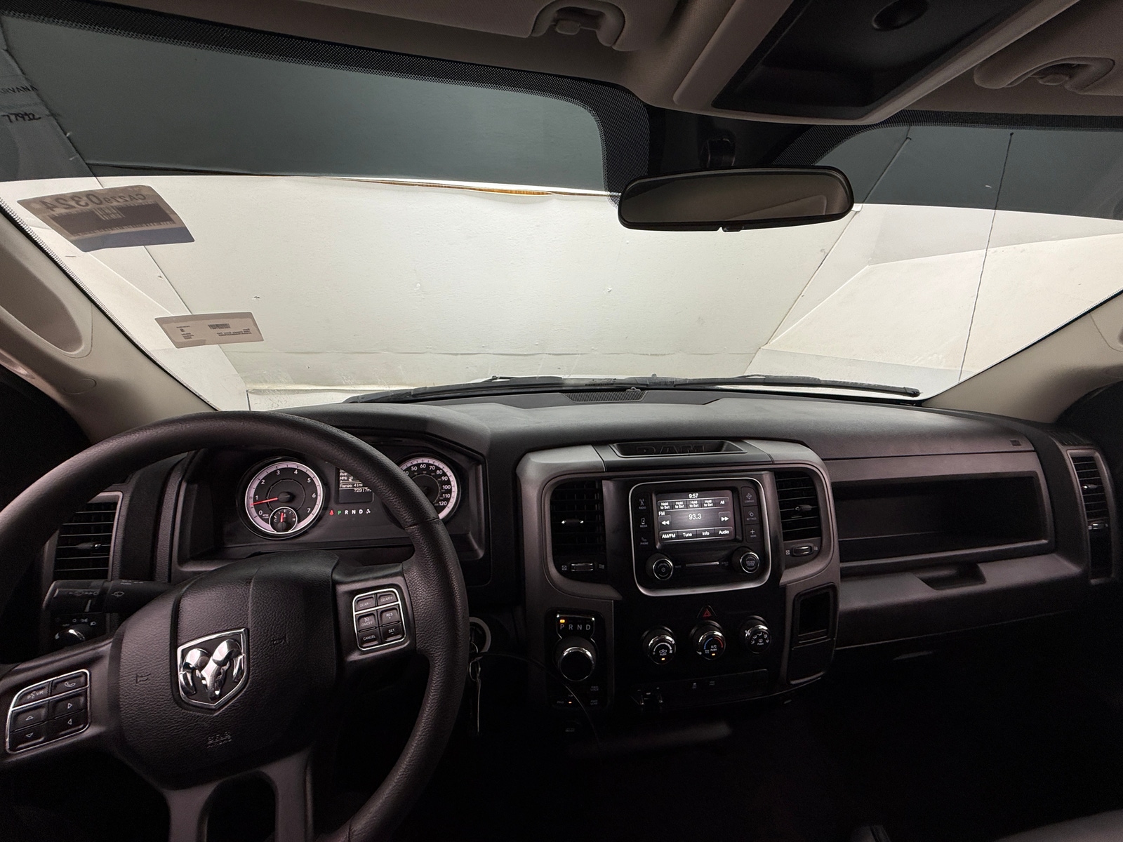 Thumbnail: 2022 RAM 1500 Classic - 3
