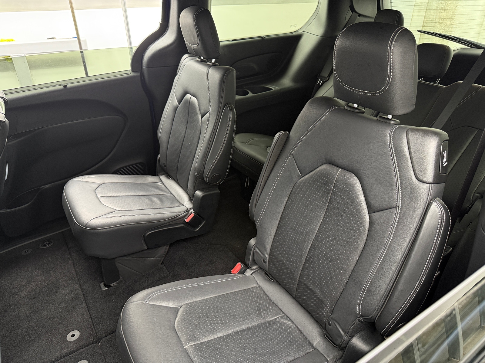 Thumbnail: 2020 Chrysler Pacifica - 5