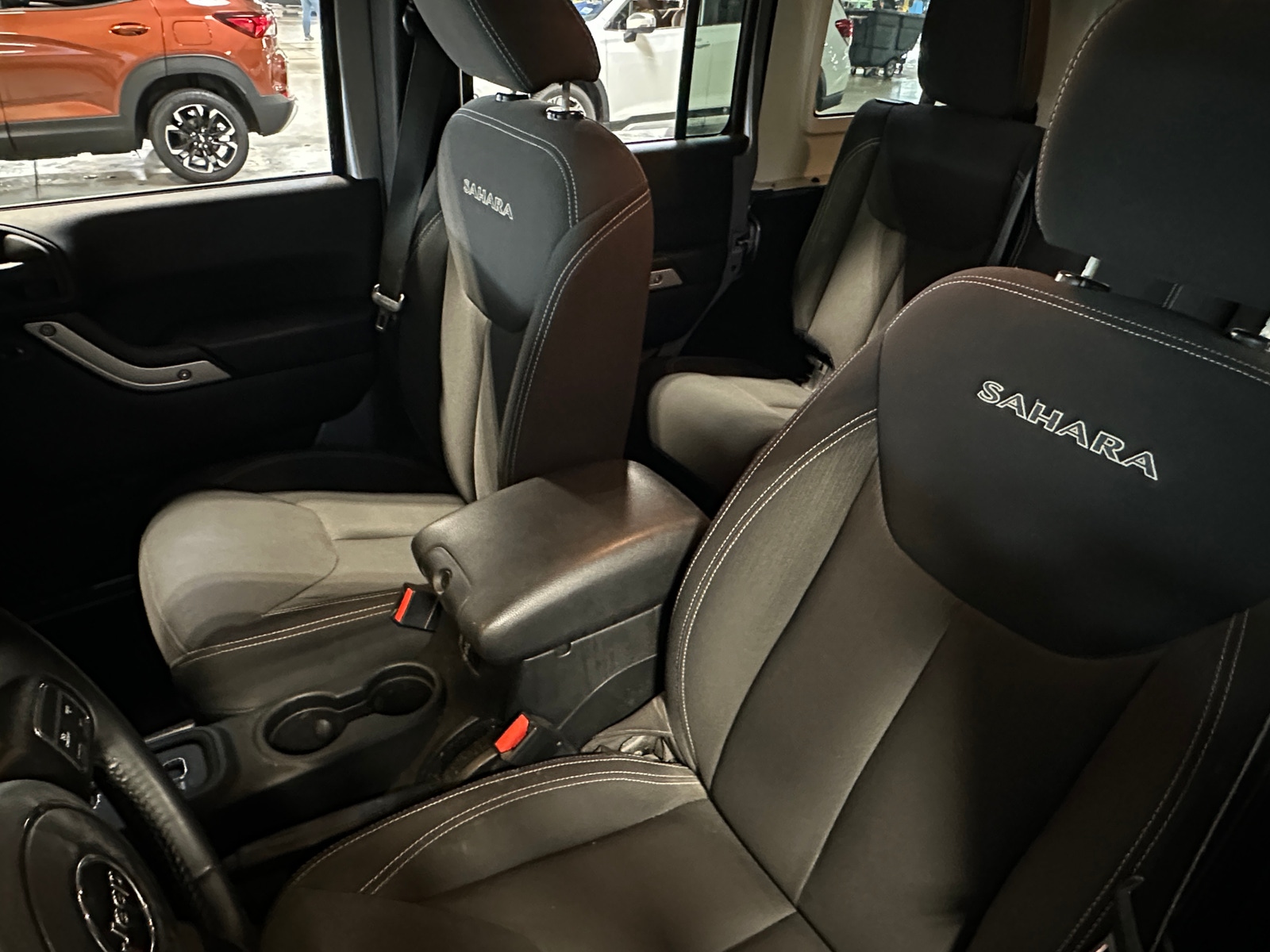 Thumbnail: 2016 Jeep Wrangler - 2