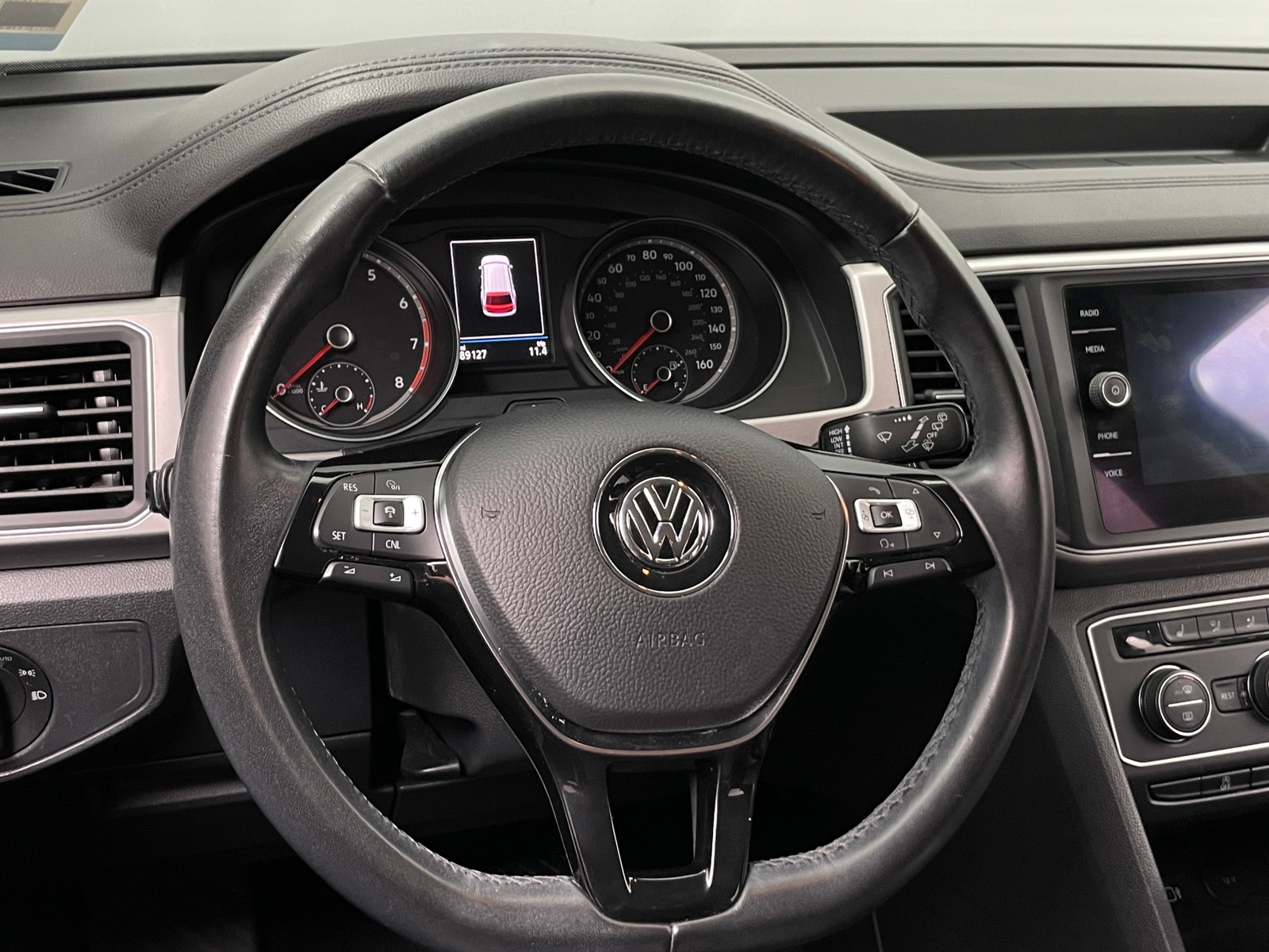 Thumbnail: 2018 Volkswagen Atlas - 4