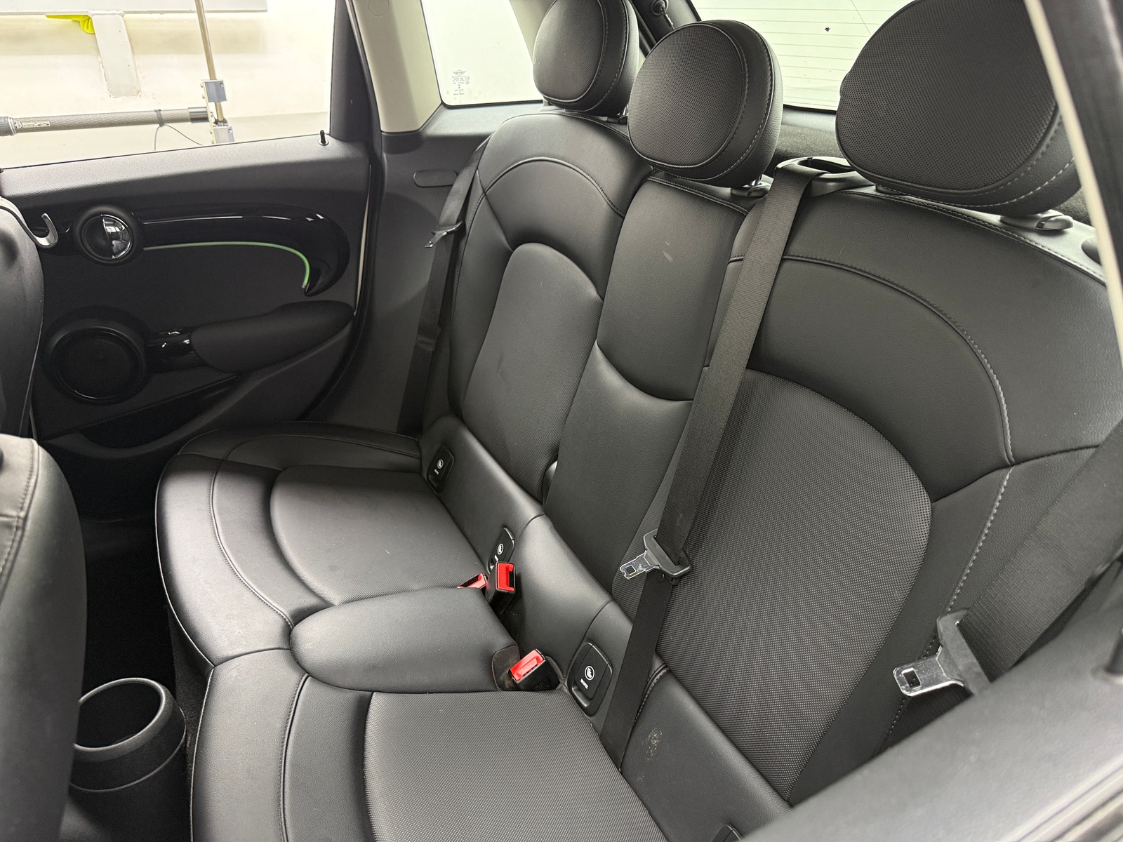 Thumbnail: 2016 MINI Cooper Hardtop - 5