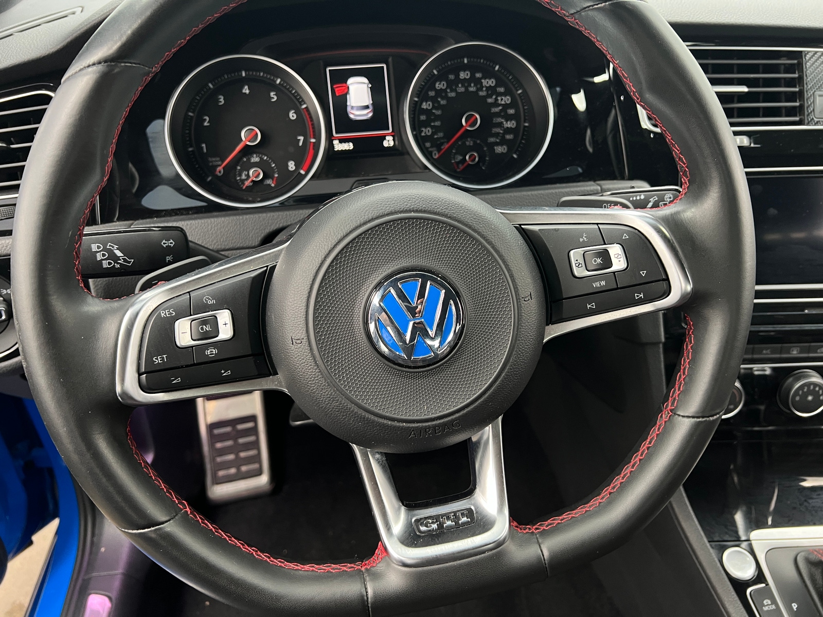 Thumbnail: 2019 Volkswagen Golf - 5