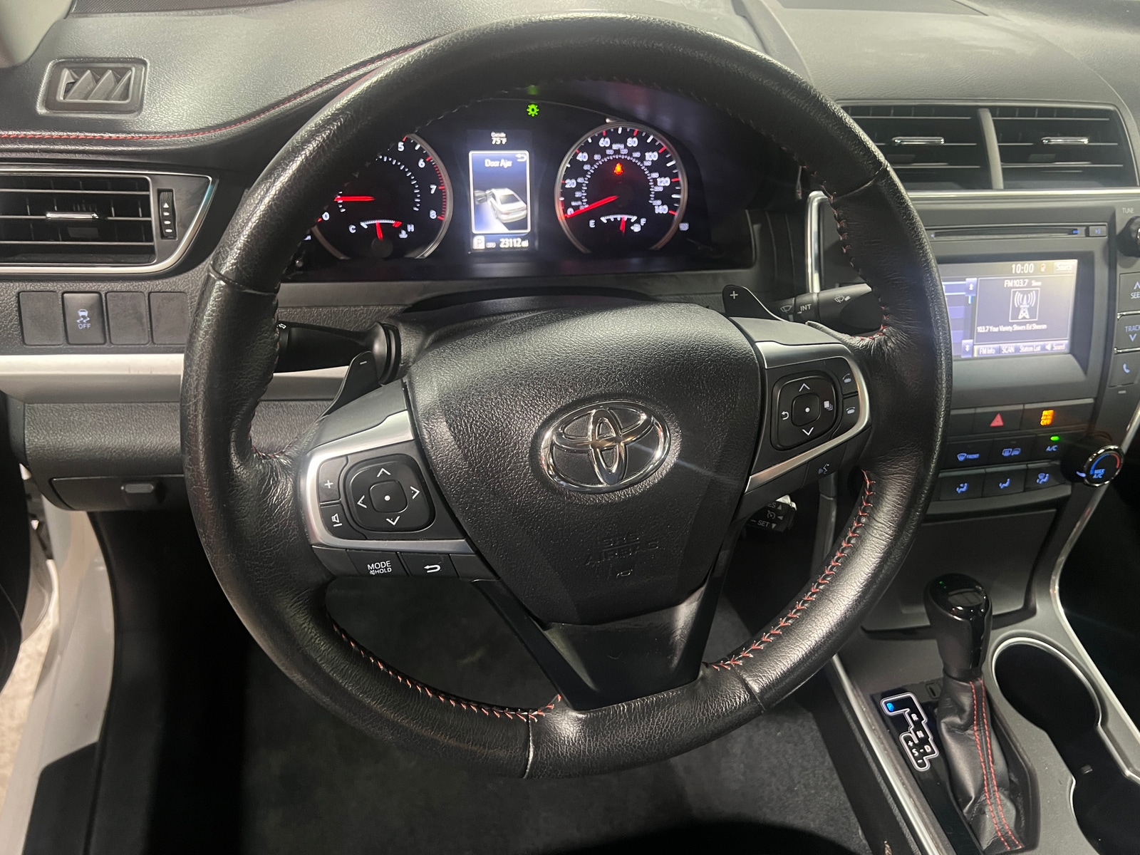Thumbnail: 2015 Toyota Camry - 4