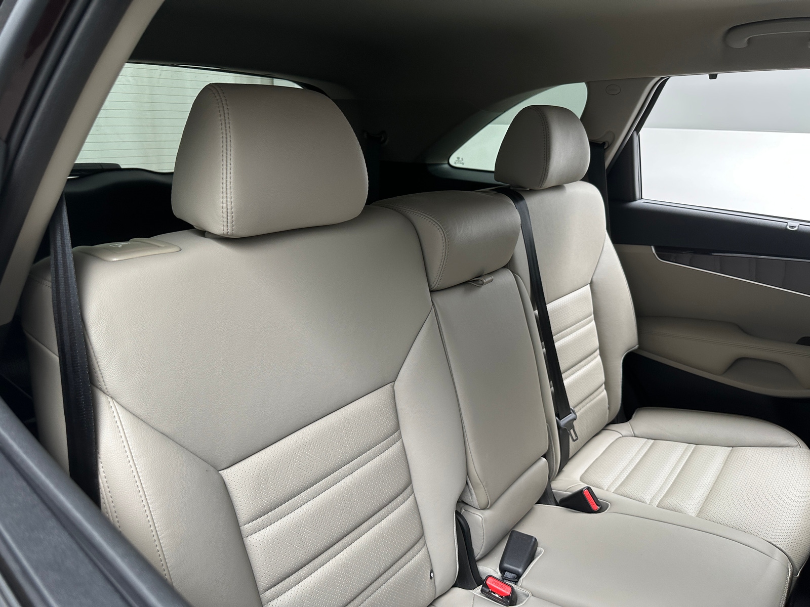 Thumbnail: 2018 Kia Sorento - 5