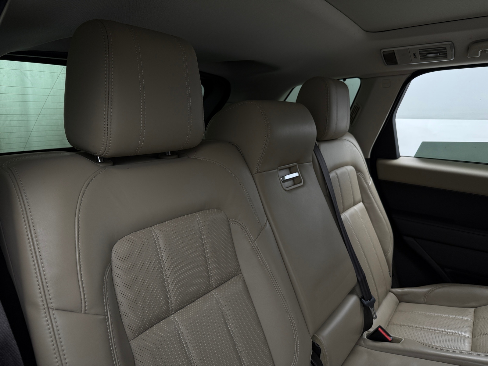 Thumbnail: 2020 Land Rover Range Rover Sport - 5