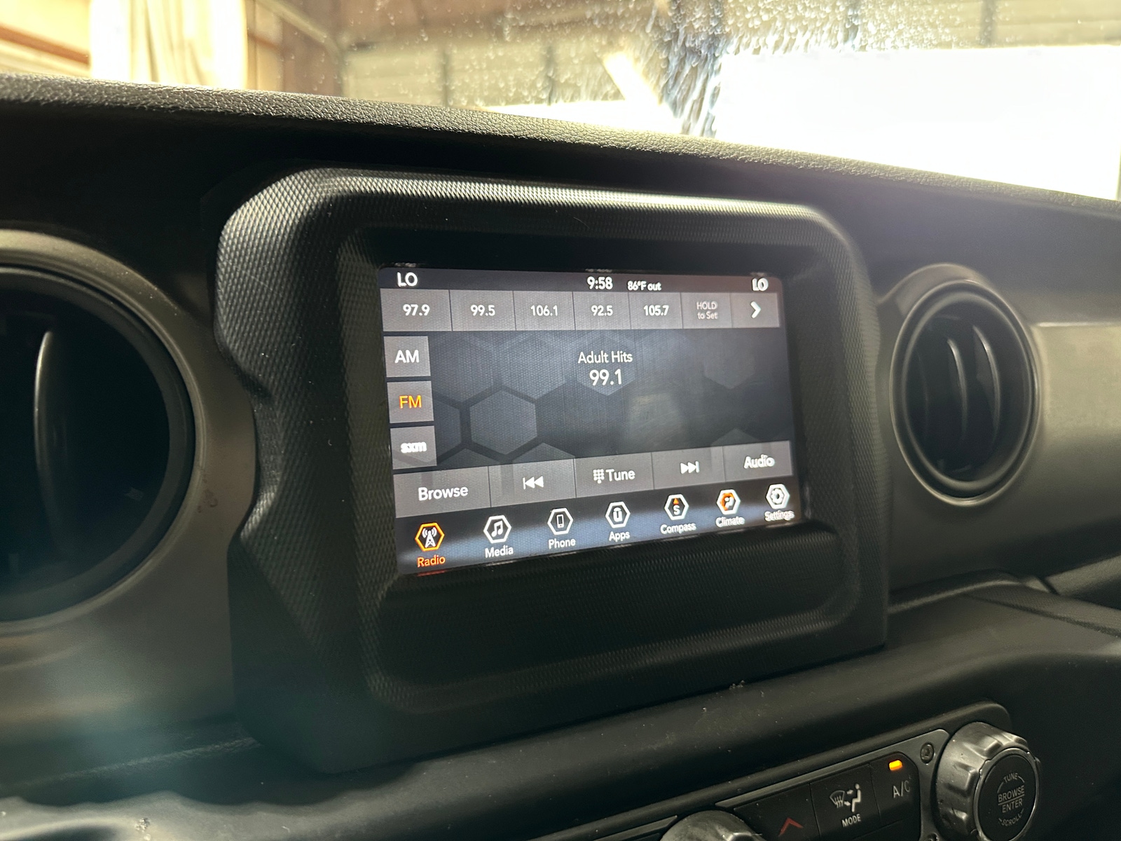 Thumbnail: 2019 Jeep Wrangler - 4