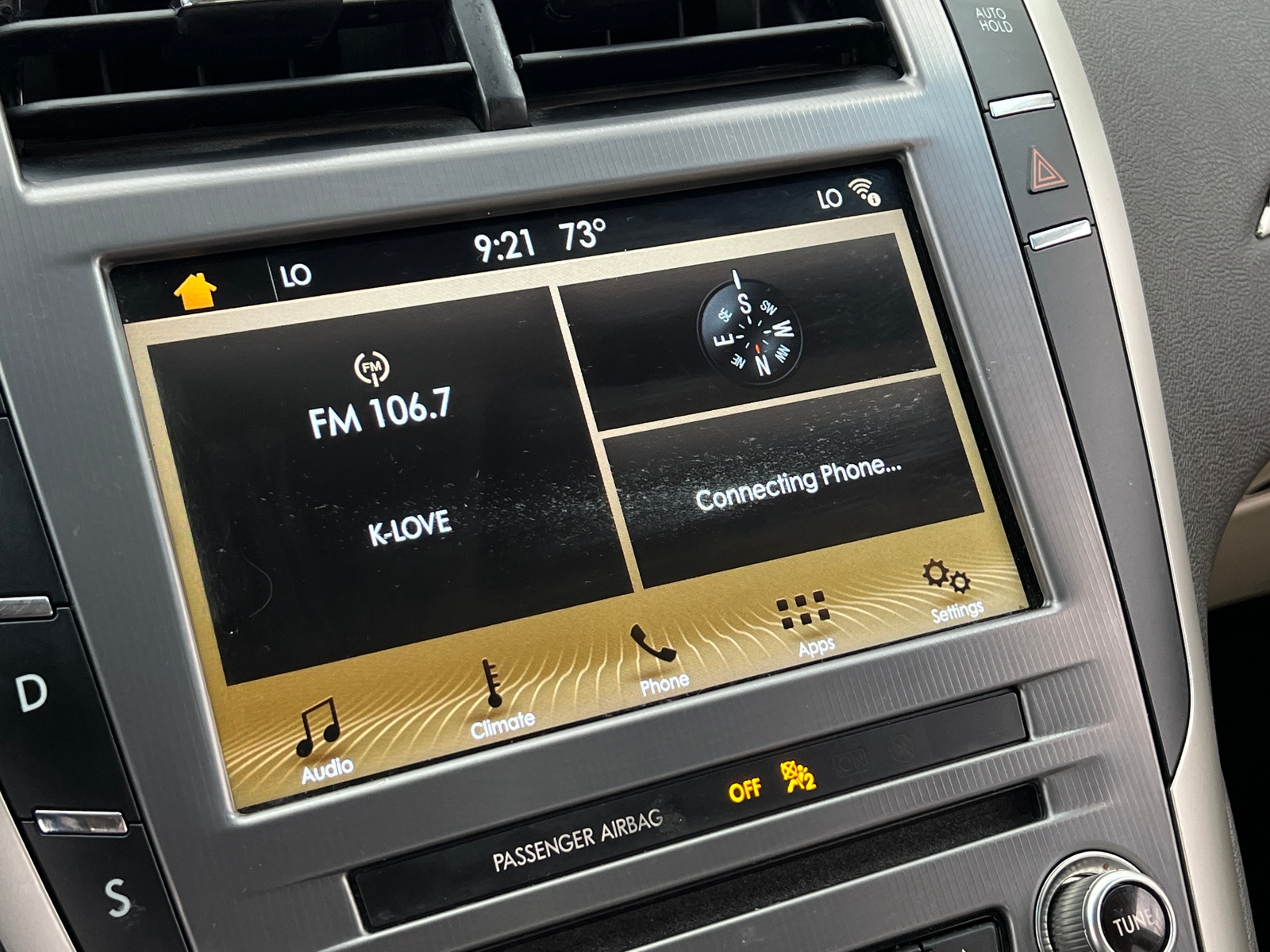 Thumbnail: 2017 Lincoln MKZ - 3