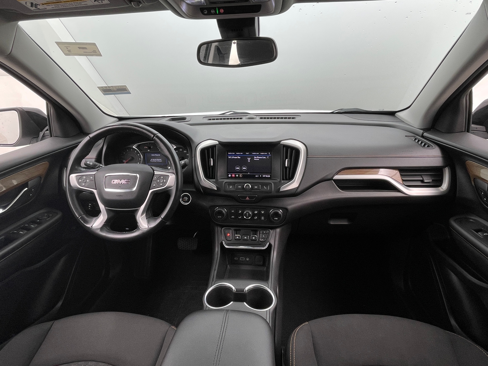 Thumbnail: 2020 GMC Terrain - 3