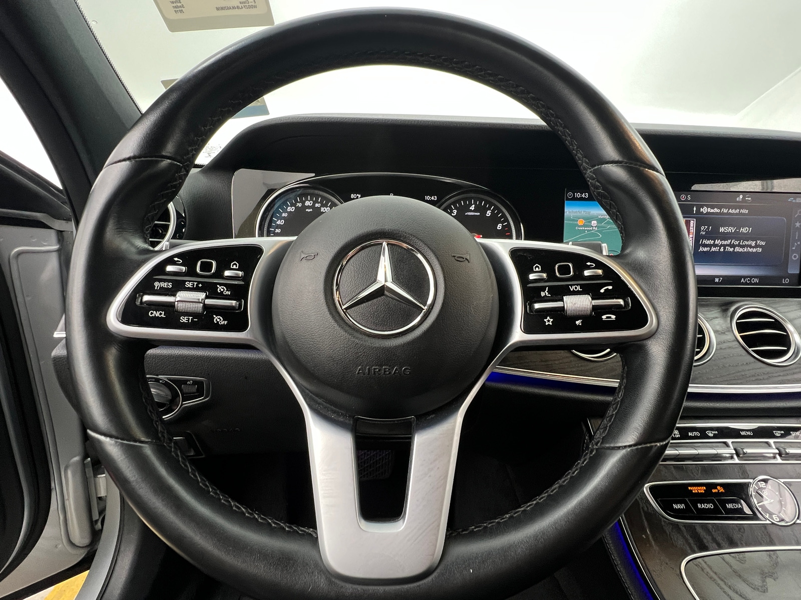 Thumbnail: 2019 Mercedes-Benz E-Class - 4