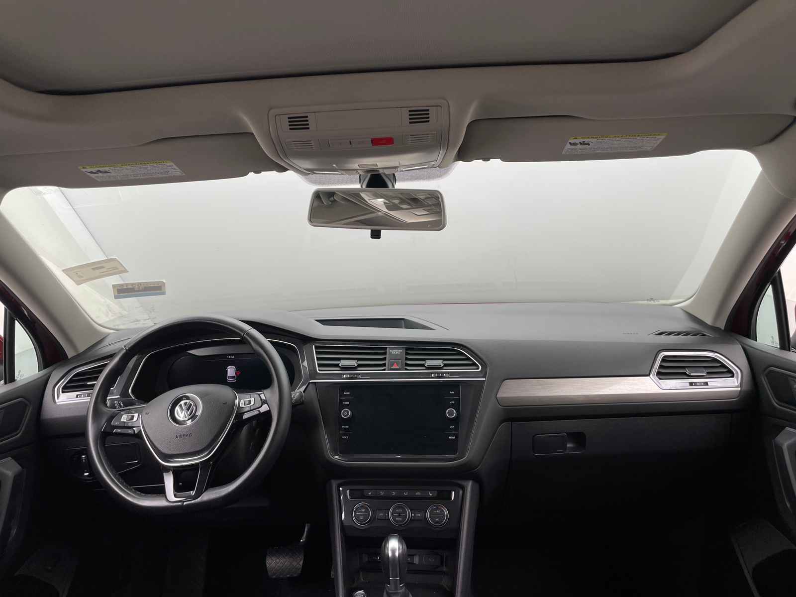 Thumbnail: 2019 Volkswagen Tiguan - 2