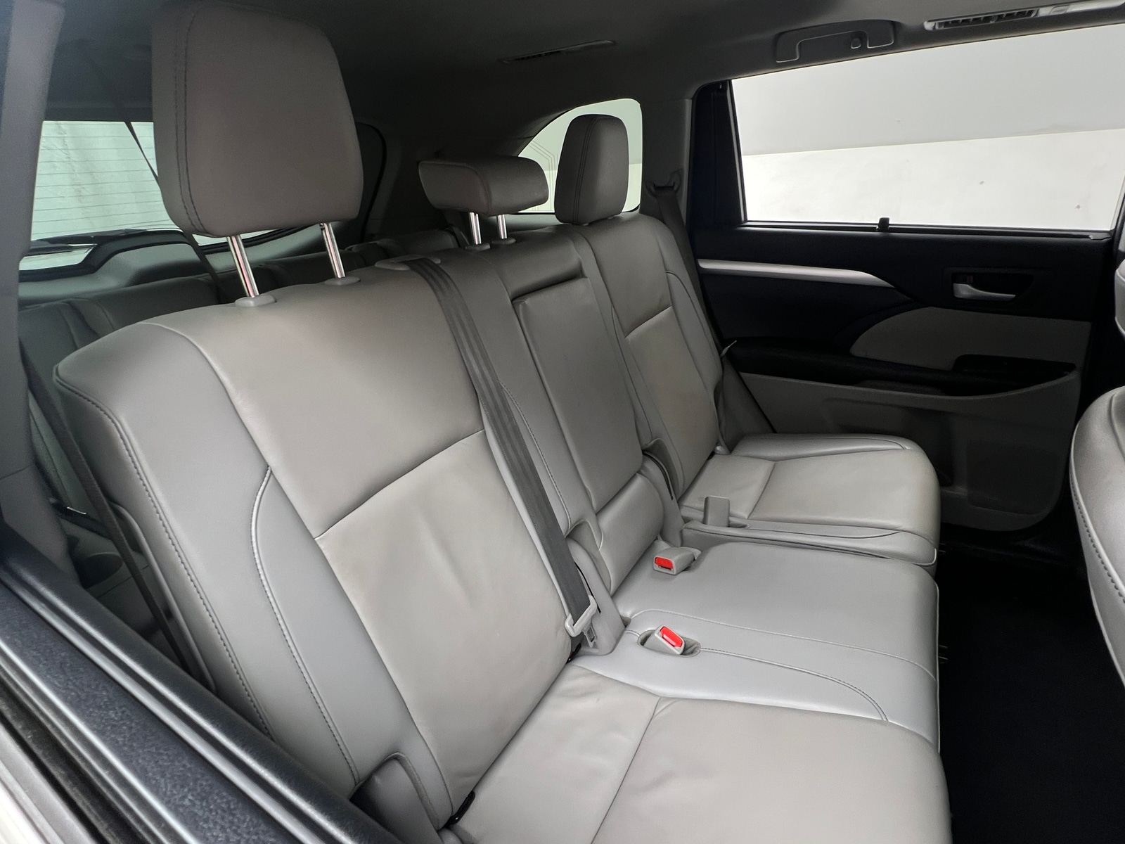 Thumbnail: 2019 Toyota Highlander - 5