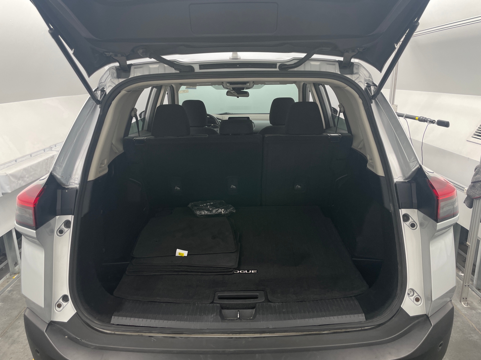 Thumbnail: 2023 Nissan Rogue - 7
