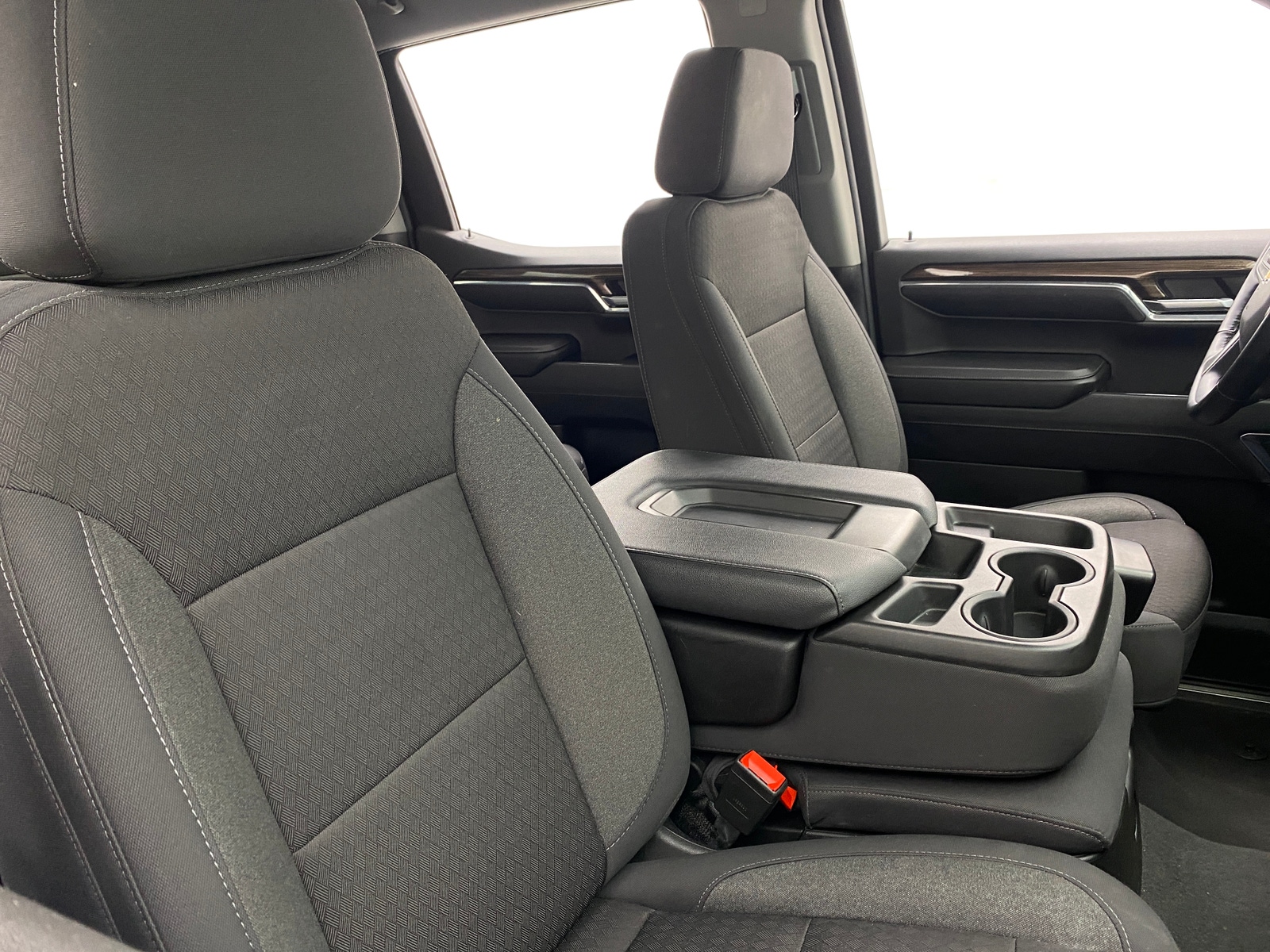 Thumbnail: 2024 Chevrolet Silverado 1500 - 2