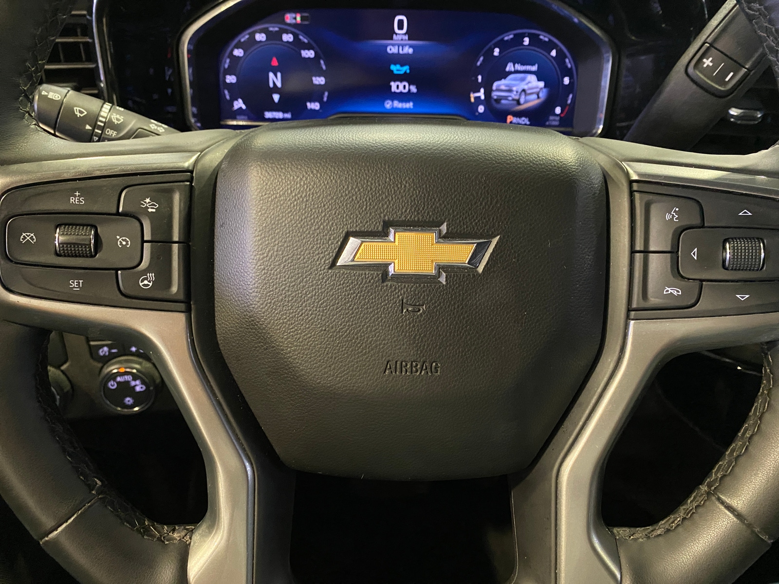Thumbnail: 2024 Chevrolet Silverado 1500 - 5