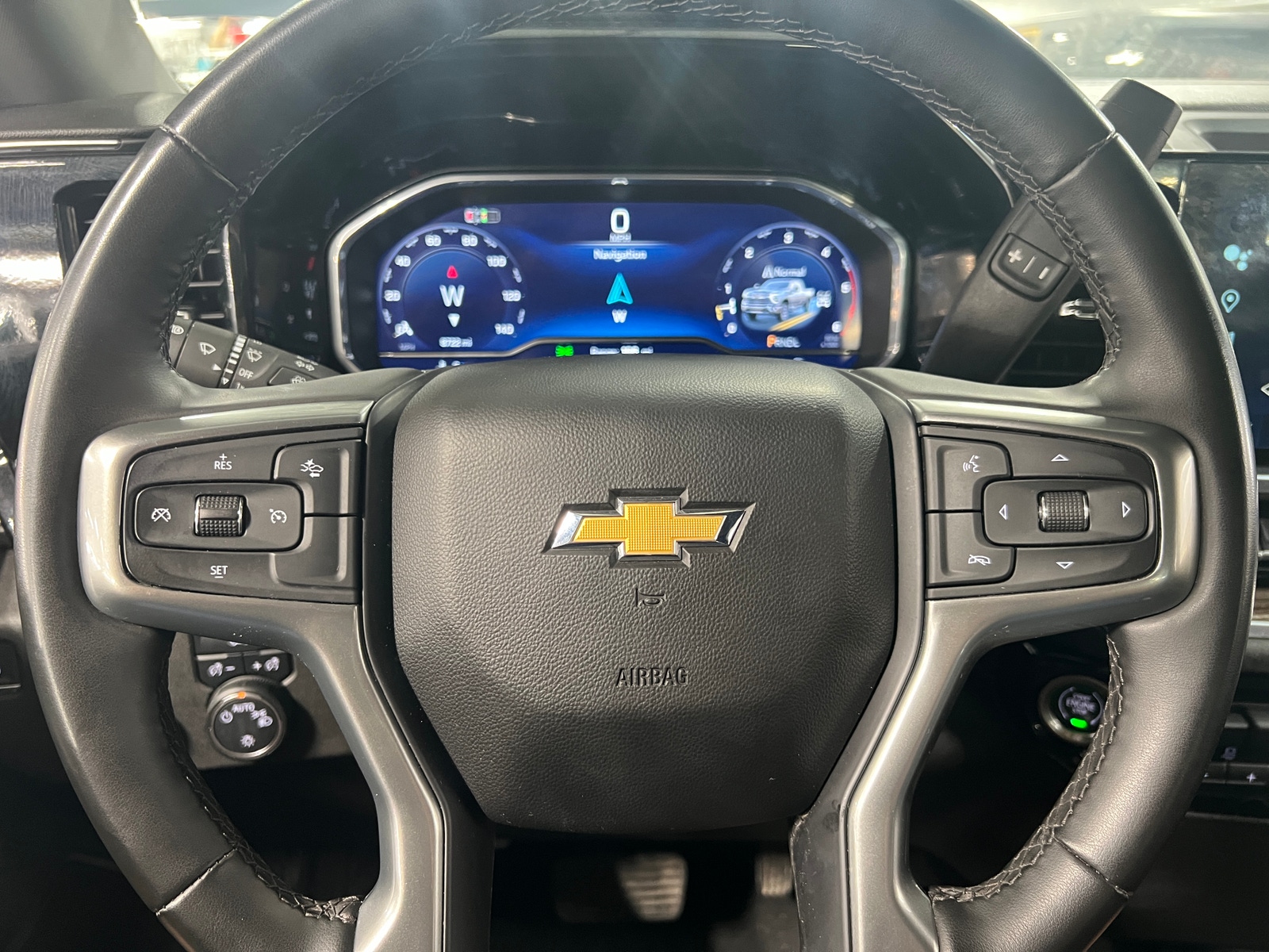 Thumbnail: 2024 Chevrolet Silverado 2500 - 5