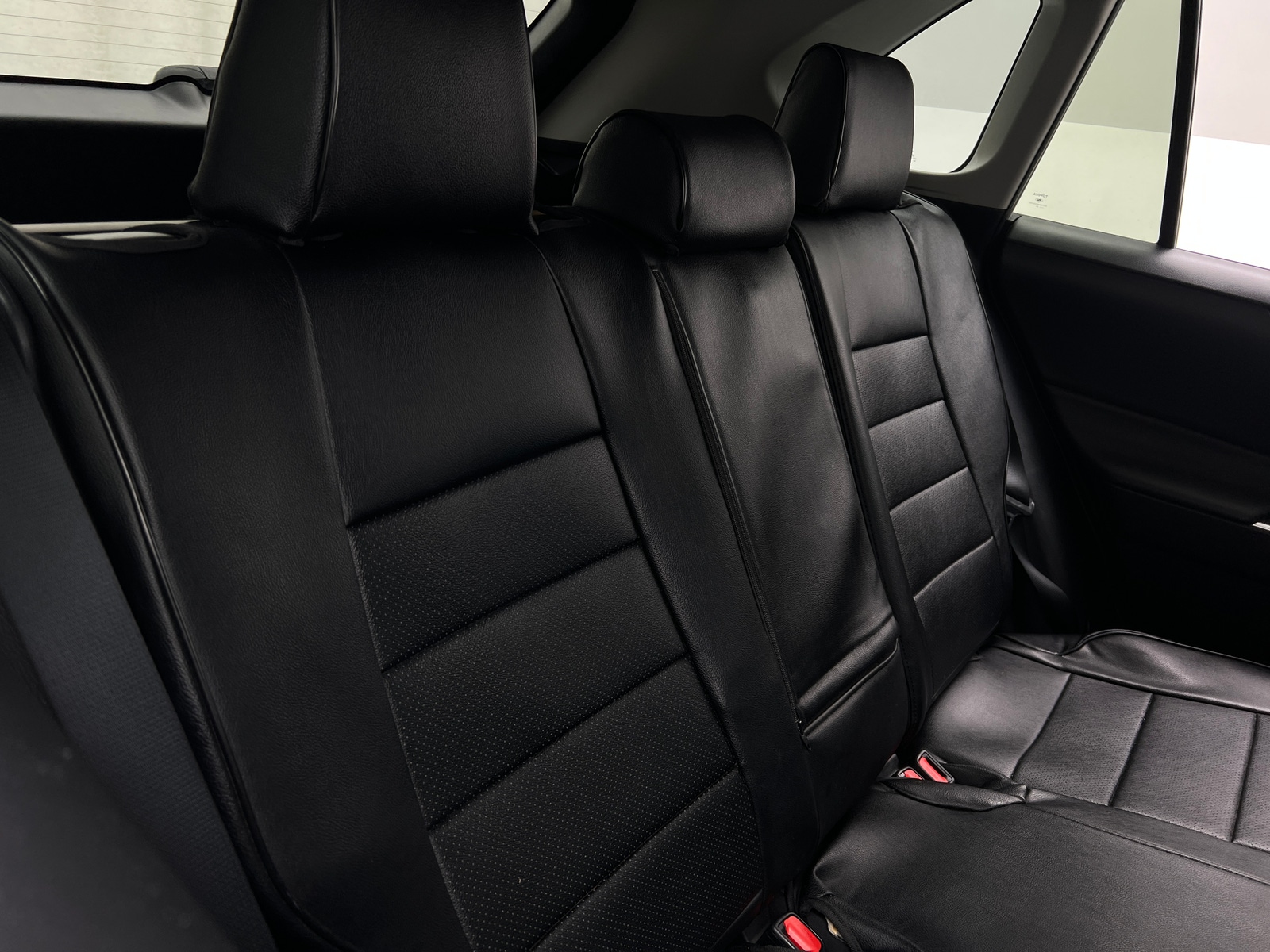 Thumbnail: 2021 Toyota RAV4 - 6