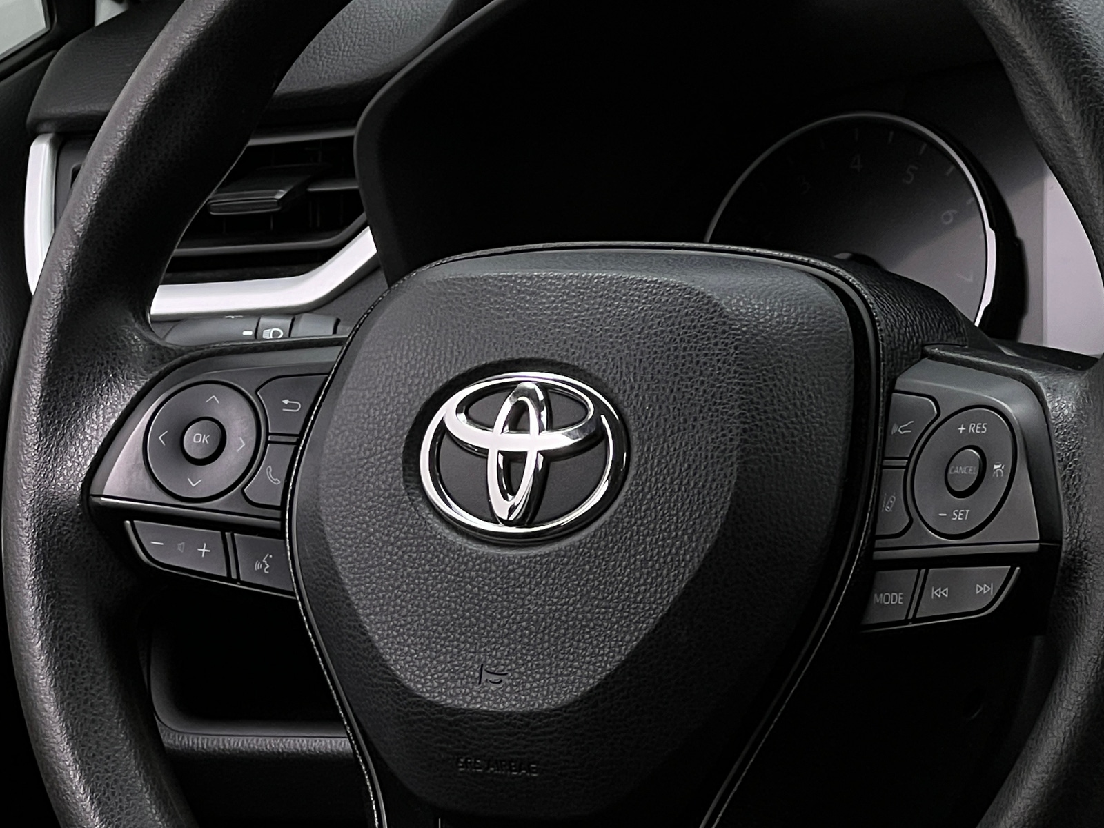Thumbnail: 2021 Toyota RAV4 - 5