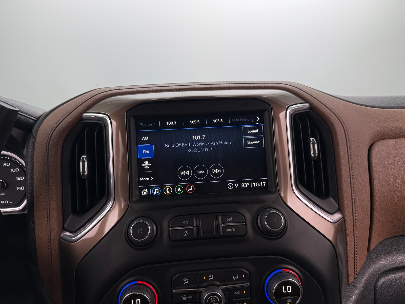 Thumbnail: 2021 Chevrolet Silverado 1500 - 3