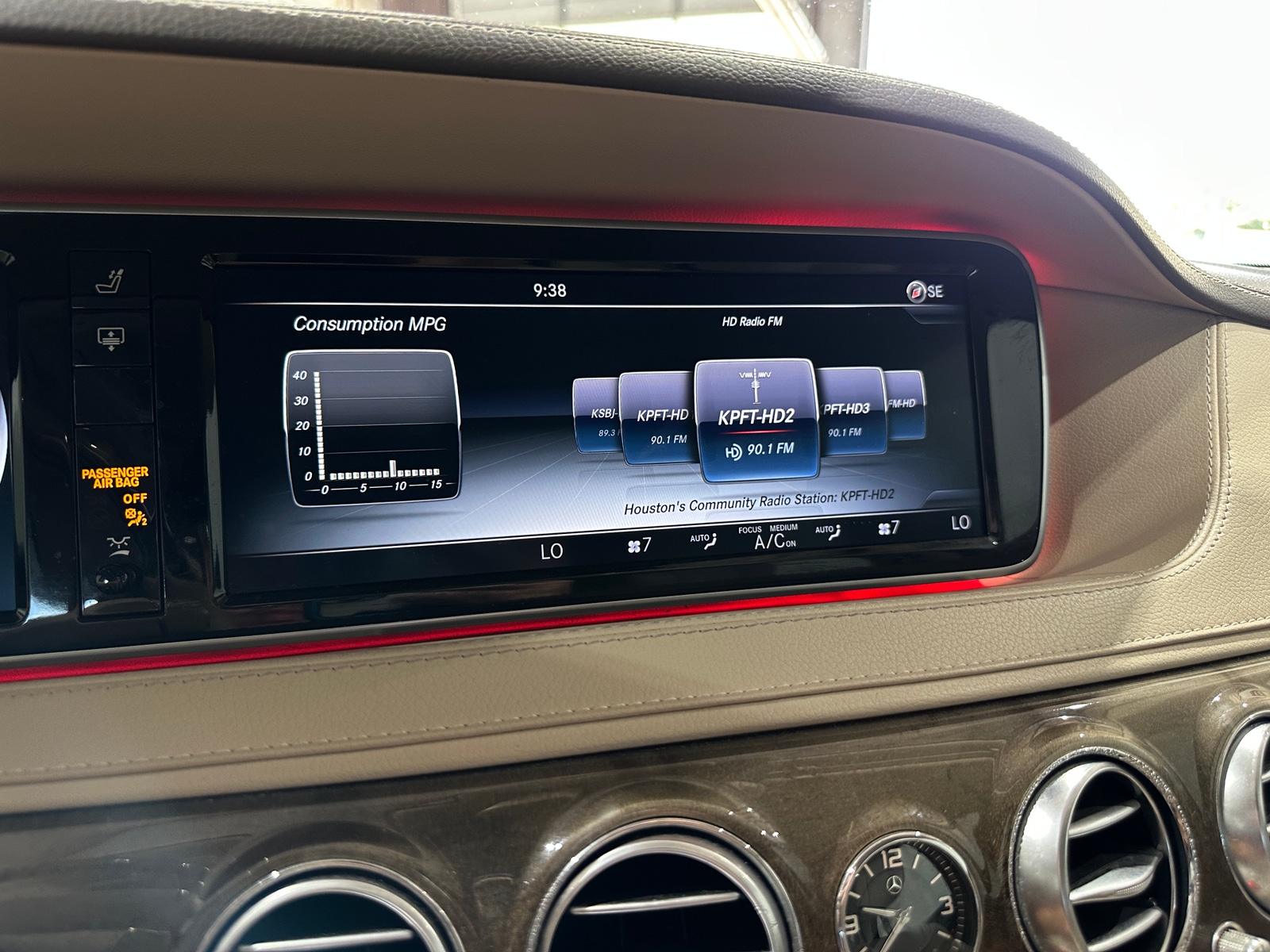 Thumbnail: 2016 Mercedes-Benz S-Class - 3
