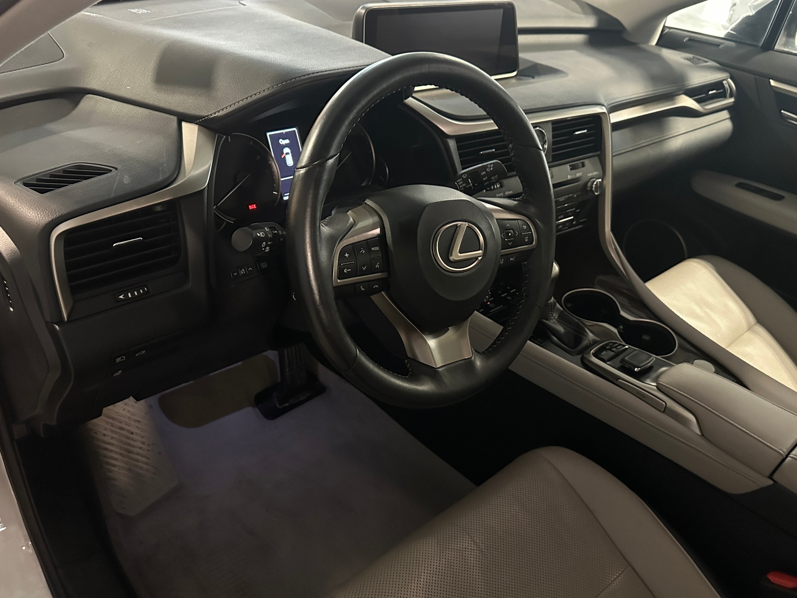 Thumbnail: 2017 Lexus RX - 3